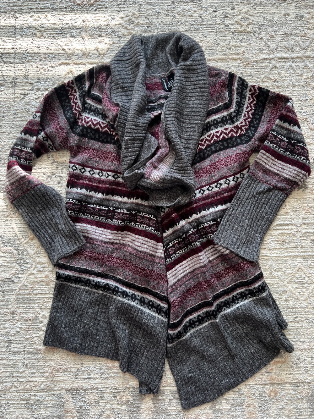 Medium jason maxwell Gray & Berry Fair Isle Shawl Collar Cardigan